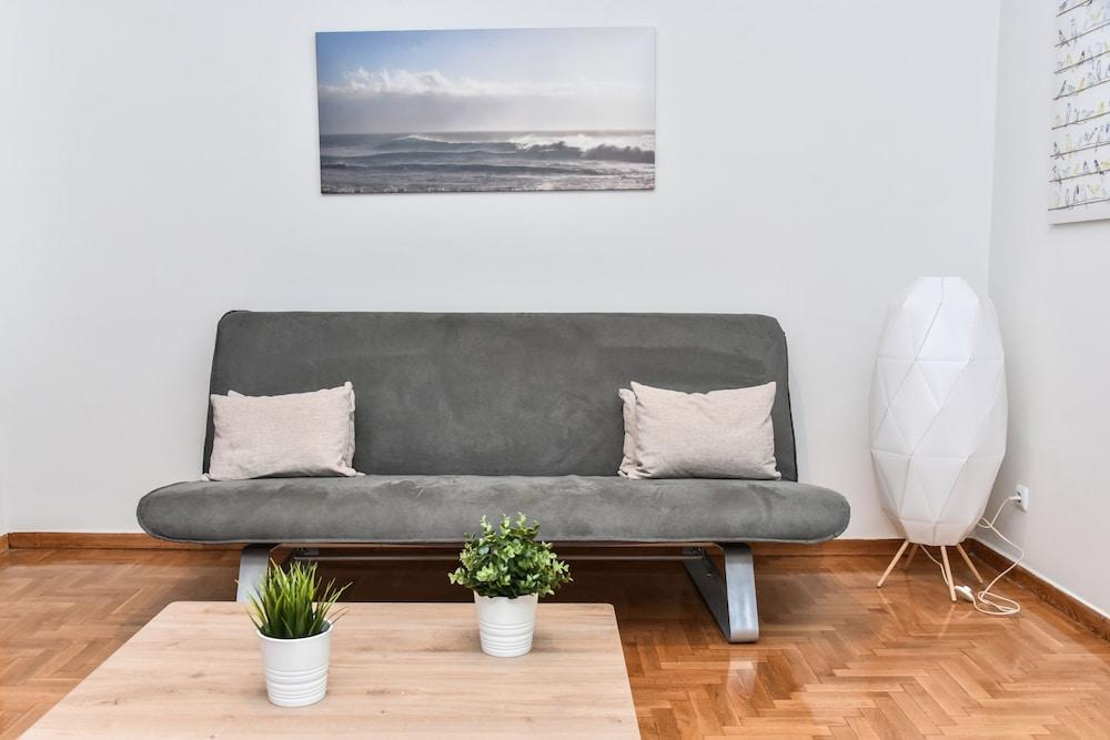 Modern Apartment At Exarchia 1 Bed 2 Pers Athens Luaran gambar