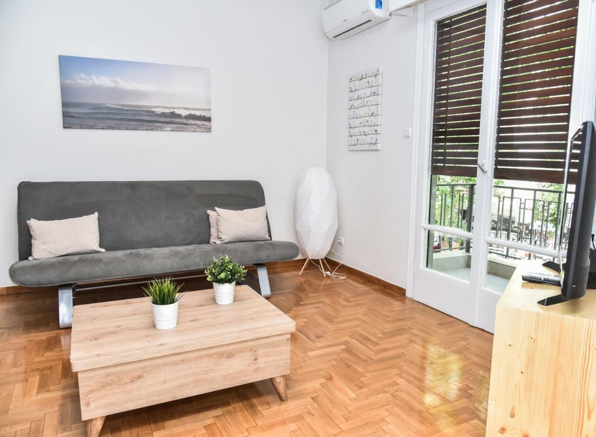 Modern Apartment At Exarchia 1 Bed 2 Pers Athens Luaran gambar